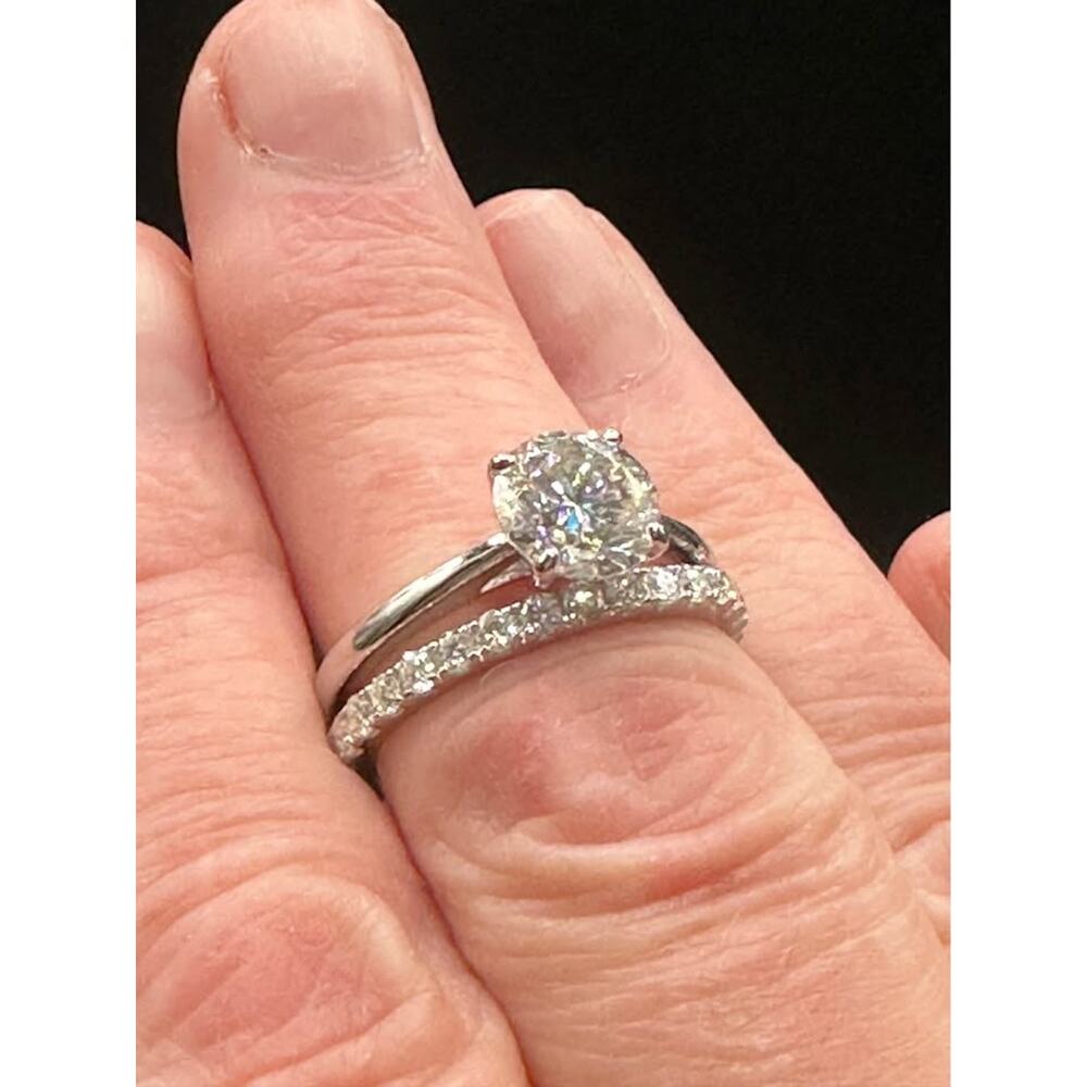✨ 2CT Moissanite Engagement Ring Set – Size 8 – Infinity Band – Sterling Silver